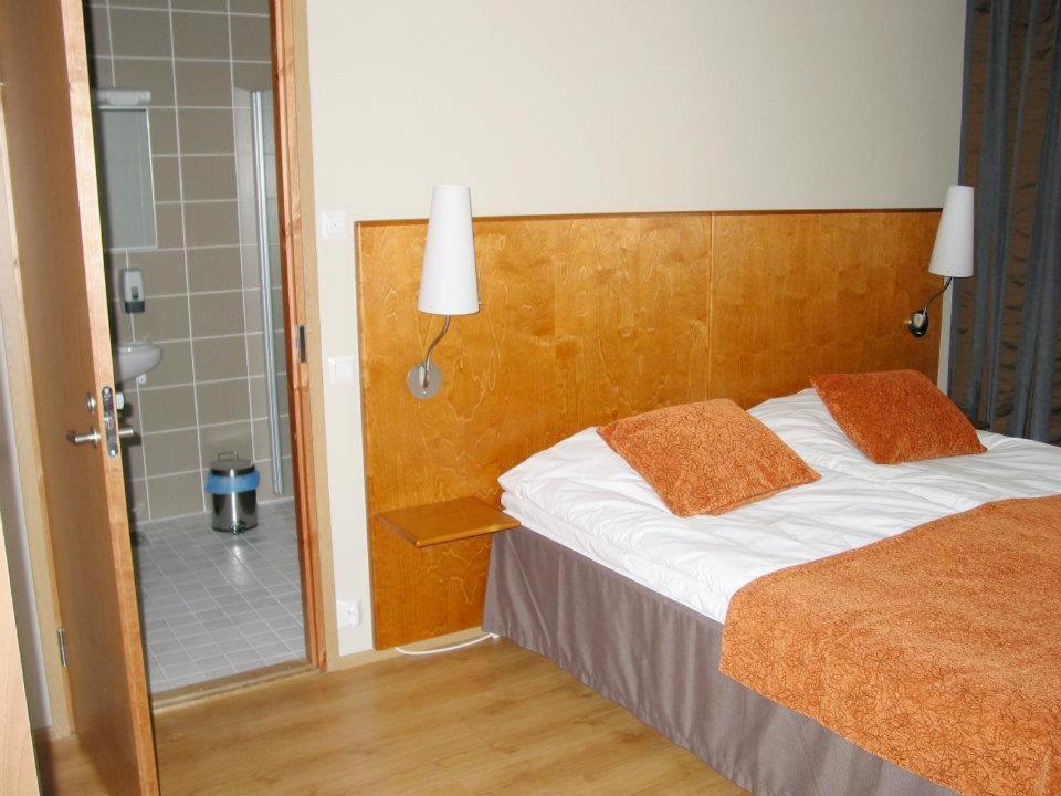 Hotelli Raahen Hovi Kültér fotó
